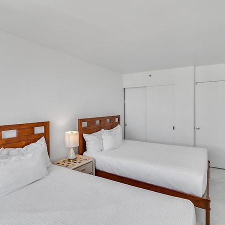 Sea View Condos At The Waikiki Banyan - Free Parking! Honolulu Exterior foto