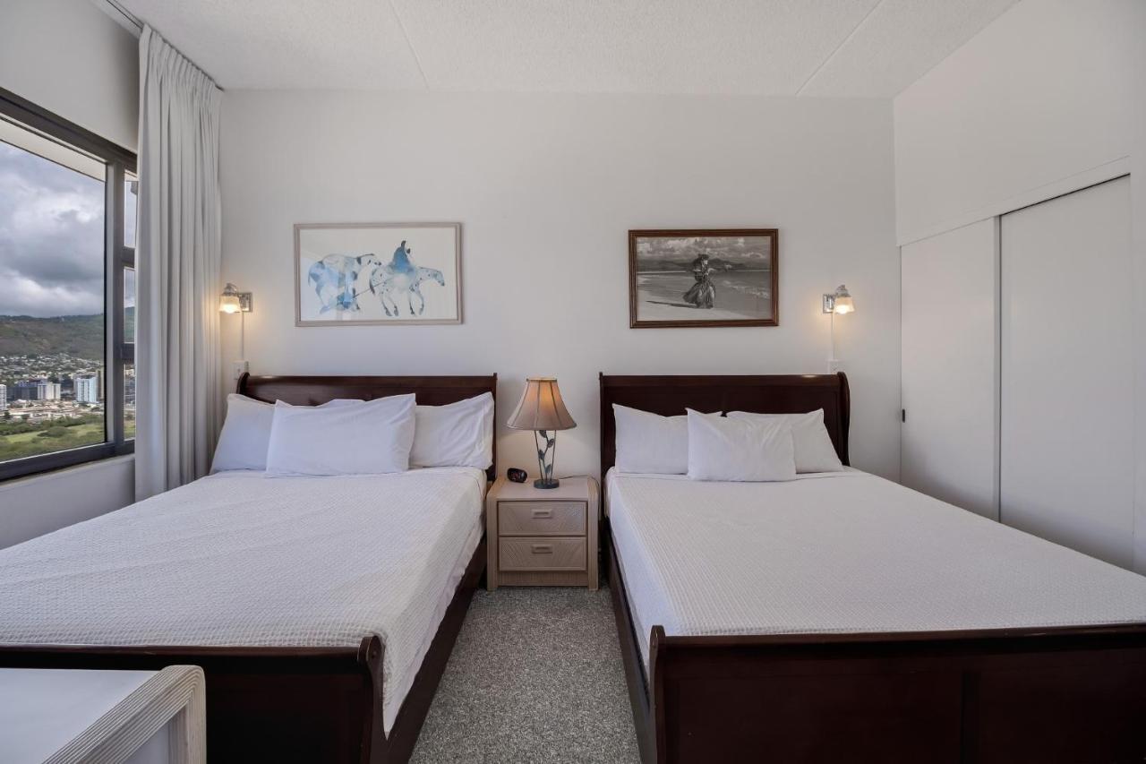 Sea View Condos At The Waikiki Banyan - Free Parking! Honolulu Exterior foto