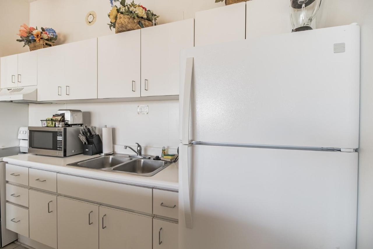 Sea View Condos At The Waikiki Banyan - Free Parking! Honolulu Exterior foto