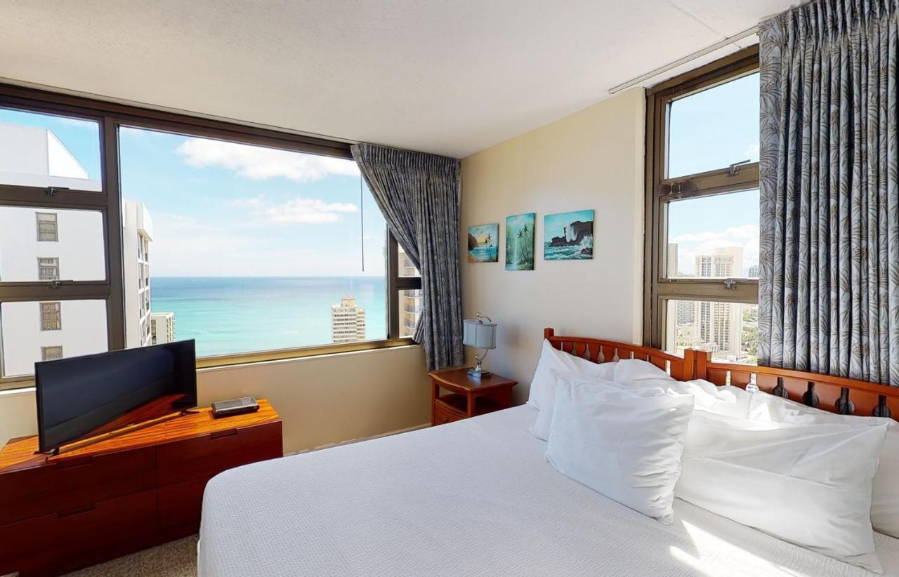 Sea View Condos At The Waikiki Banyan - Free Parking! Honolulu Exterior foto