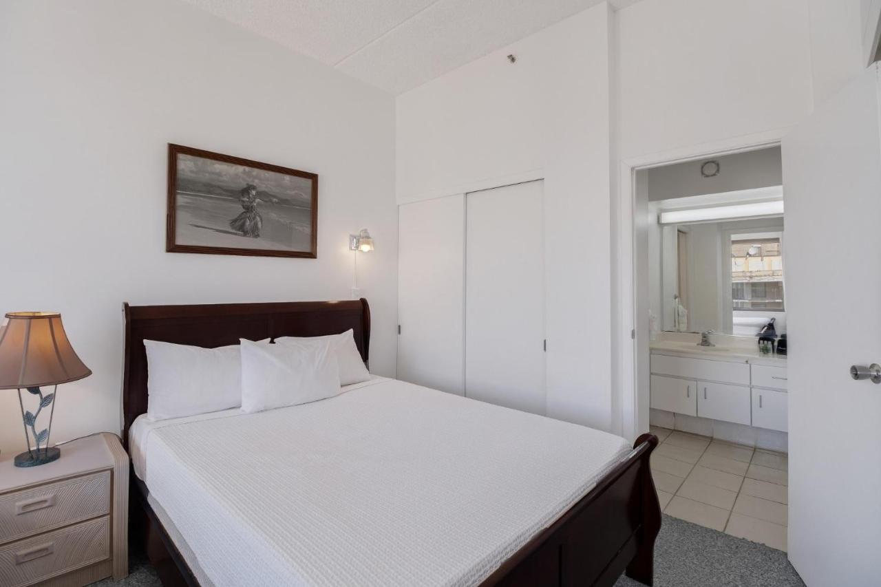 Sea View Condos At The Waikiki Banyan - Free Parking! Honolulu Exterior foto