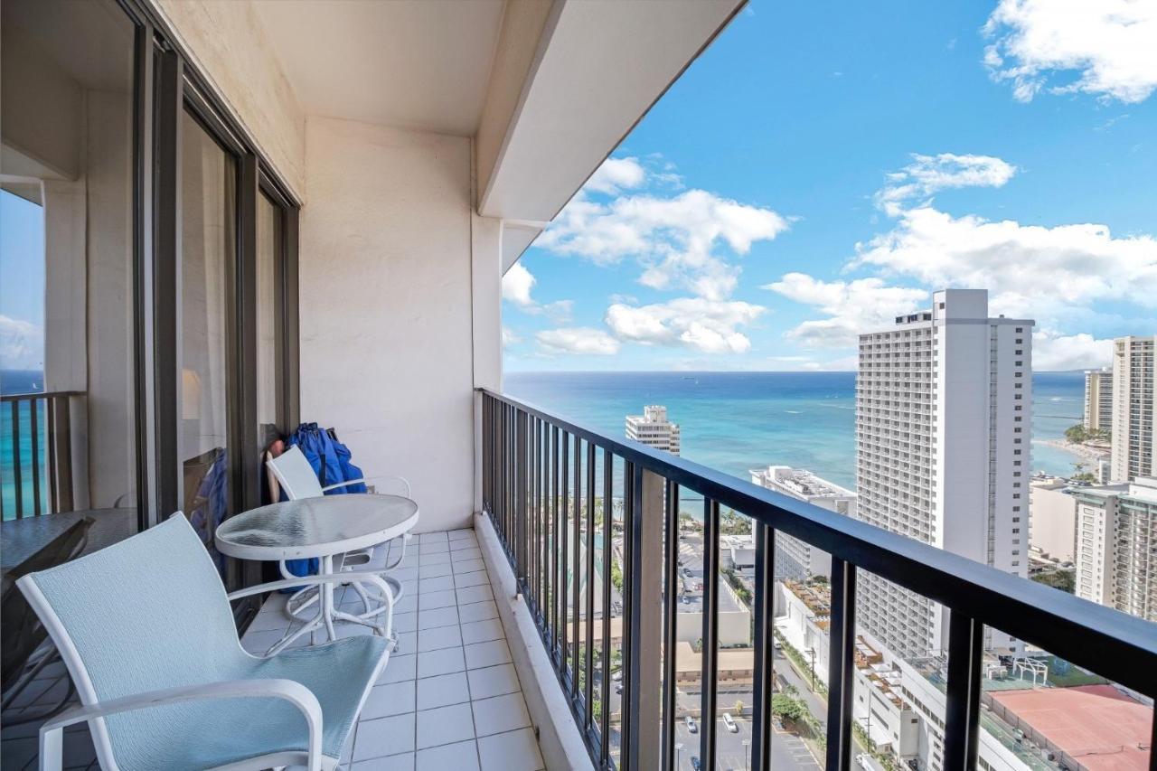 Sea View Condos At The Waikiki Banyan - Free Parking! Honolulu Exterior foto